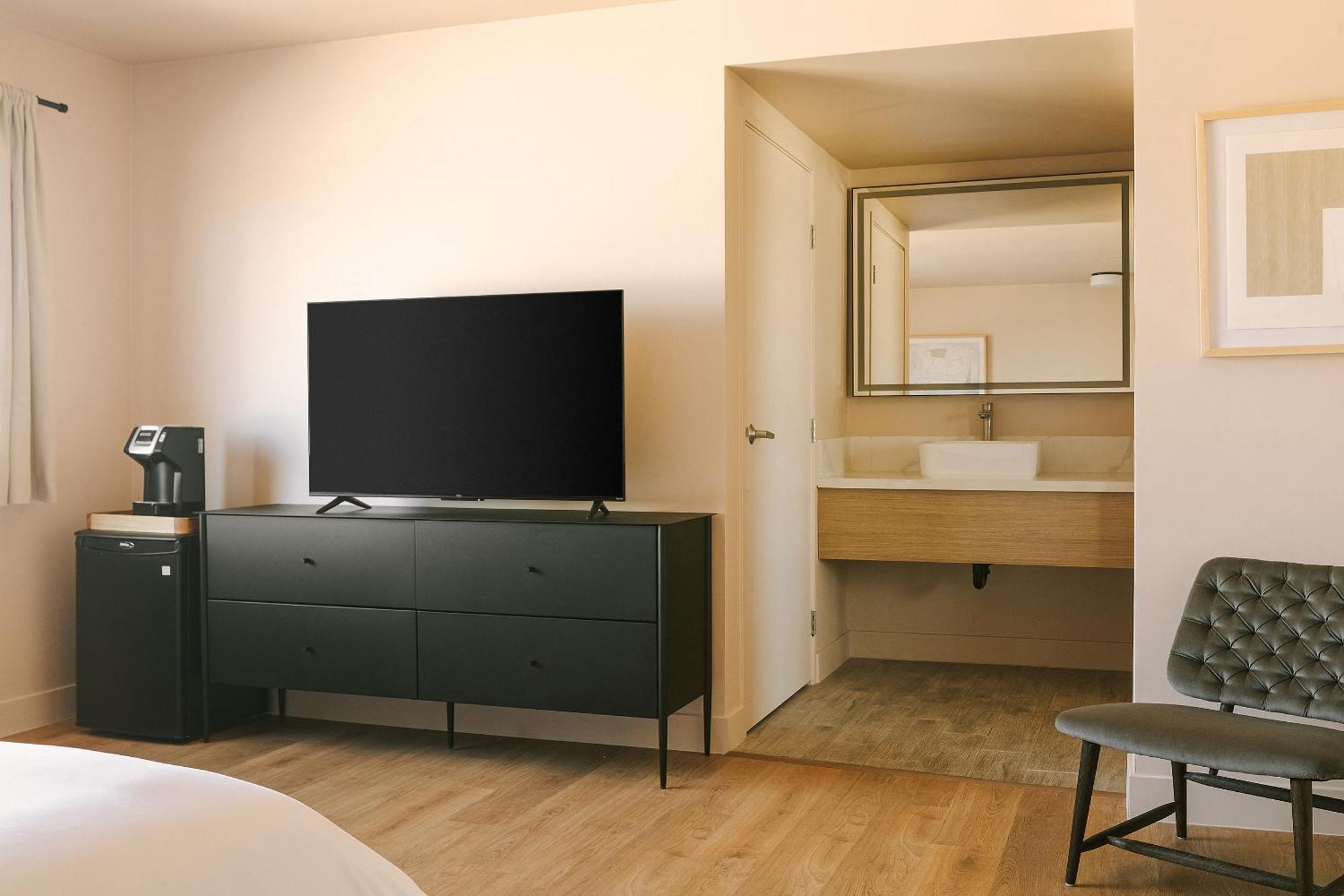 Sonder Solarena Hotel นิวพอร์ทบีช ภายนอก รูปภาพ